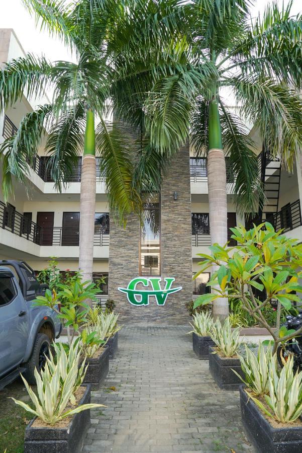 Garden Vista Hotel Davao Экстерьер фото