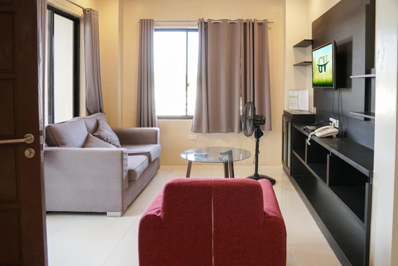 Garden Vista Hotel Davao Экстерьер фото